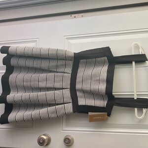 Francesca’s short black and white summer dress